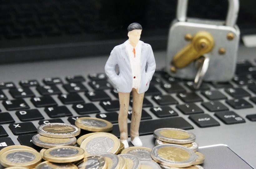 0意Web3钱包联手OpenSea与Blur 推出NFT跨链聚合交易首月吸金5000万美元